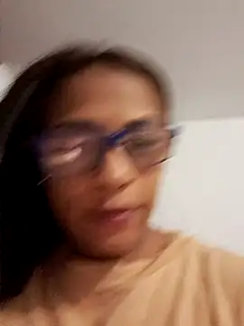 Snapshot of sarah_garcia_ chatting on June 2026 09:39:01 PM sarah garcia online show from June 2026 09:39:01 PM