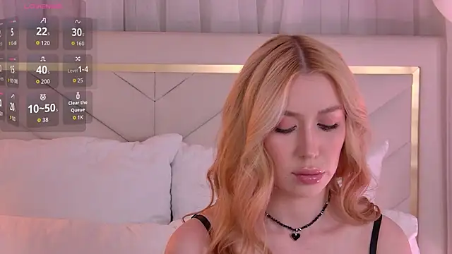 VelvetHell online show from September 2025 03:41:02 AM