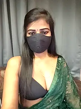 Snapshot of Misss-julli chatting on February 2026 12:49:01 PM Misss-julli online show from February 2026 12:49:01 PM