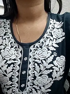 Vaani Actress online show from March 2026 02:10:01 PM