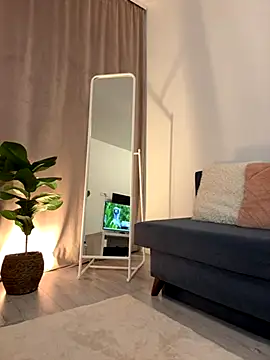 Sandra Jo online show from November 2025 07:29:01 AM