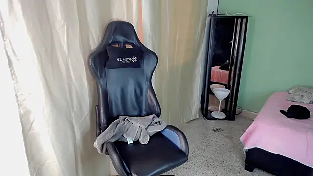 Stein  online show from October 2025 01:45:02 PM