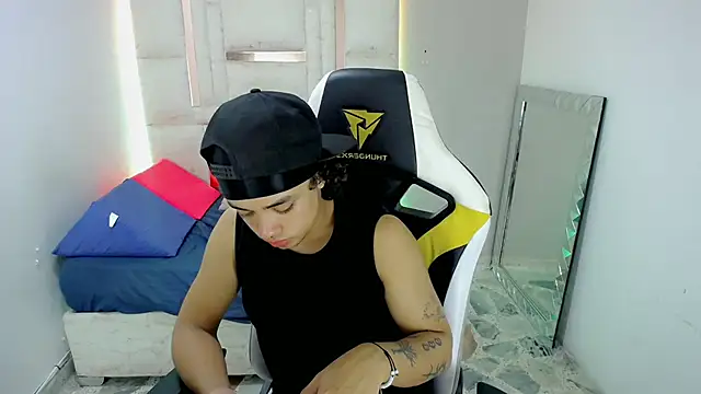 Stein  online show from November 2025 08:35:02 PM