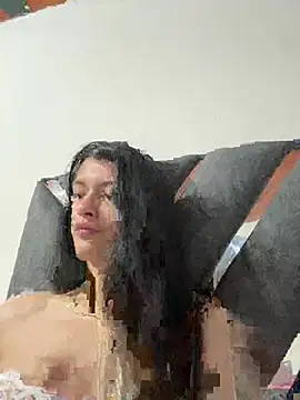 Snapshot of LiaCollings chatting on May 2026 11:29:02 AM LiaCollings online show from May 2026 11:29:02 AM