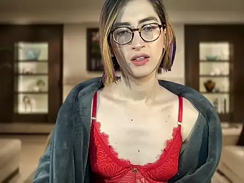 rousseblossom online show from October 2025 01:17:02 AM