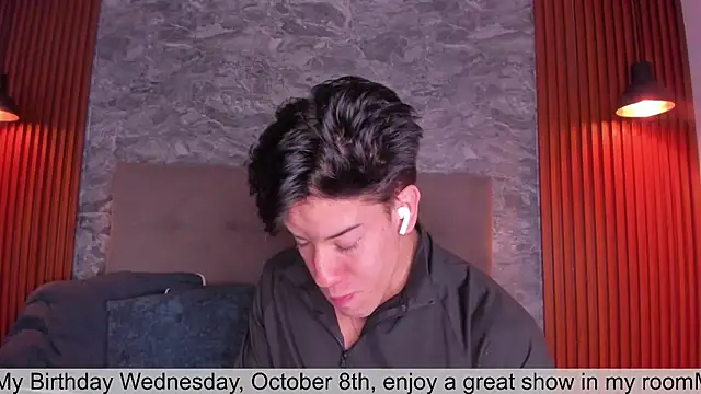 MaxCooper1 online show from October 2025 08:50:01 PM