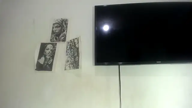 Foxy Lovex online show from March 2026 11:01:01 PM