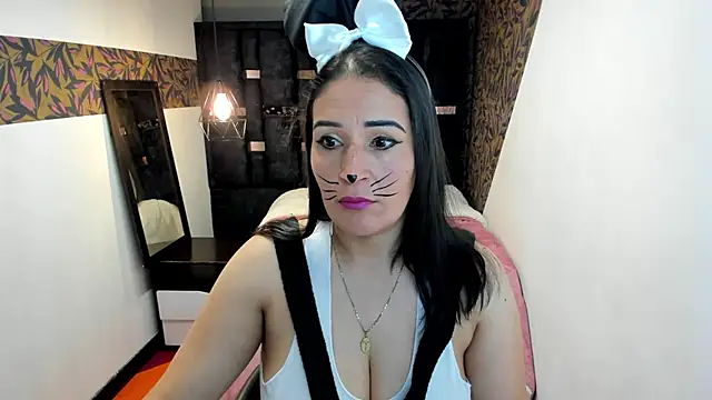 Barbara fox   online show from October 2025 03:40:01 AM