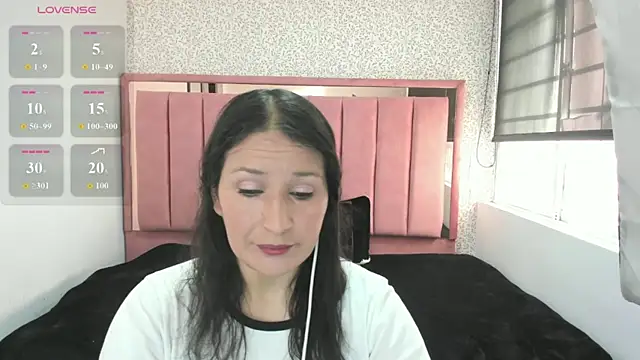 Snapshot of Barbara_fox__ chatting on June 2026 11:57:01 AM Barbara fox online show from June 2026 11:57:01 AM