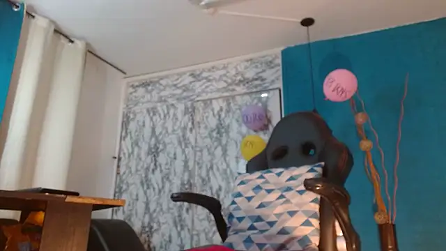 hanna mooreee online show from April 2026 06:59:02 PM