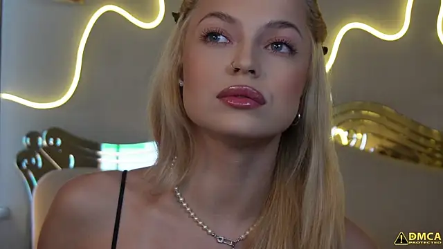 Snapshot of kellypeachcake chatting on September 2025 05:10:02 AM kellypeachcake online show from September 2025 05:10:02 AM