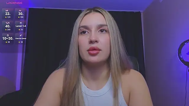 RoxyChill online show from November 2025 09:03:02 PM