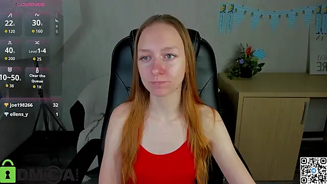 Mia E1fie online show from October 2025 12:20:02 AM