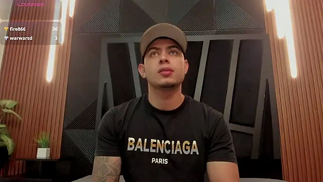 Snapshot of marco_garciia_ chatting on October 2025 11:13:02 PM marco garciia online show from October 2025 11:13:02 PM
