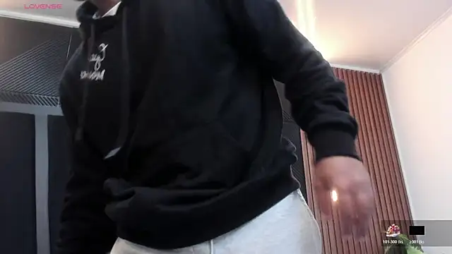 marco garciia  online show from November 2025 11:13:01 PM