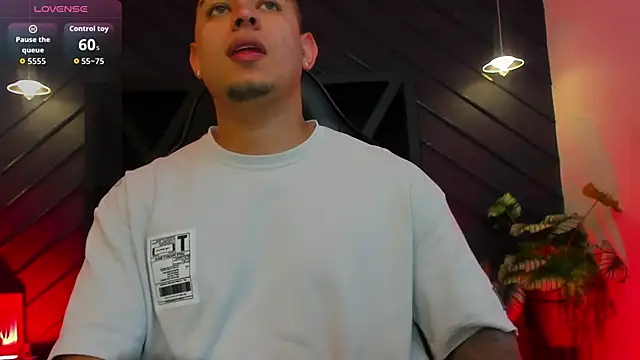 marco garciia  online show from February 2026 11:11:02 PM