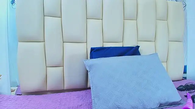 sweet amye online show from January 2026 08:23:01 PM