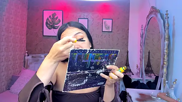 Dali collin online show from September 2025 01:01:01 PM