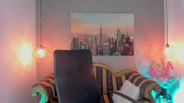 Dali collin online show from February 2026 03:45:02 PM