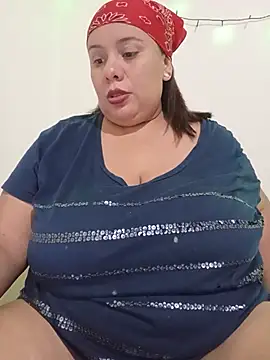luzdanna online show from July 2026 07:44:01 PM