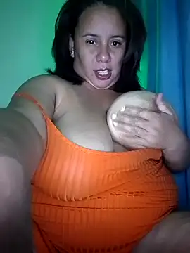 luzdanna online show from July 2026 11:15:02 PM