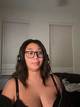 Snapshot of minhaa_gamer chatting on October 2025 10:14:01 AM minhaa gamer online show from October 2025 10:14:01 AM