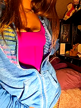 Snapshot of xXKnifeRiderXx chatting on October 2025 01:16:02 AM xXKnifeRiderXx online show from October 2025 01:16:02 AM