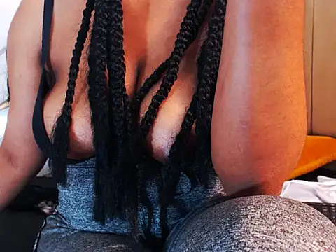 Snapshot of AmbarSmit chatting on February 2026 03:46:02 AM AmbarSmit online show from February 2026 03:46:02 AM