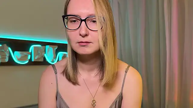 KiraxFate online show from September 2025 04:40:02 PM