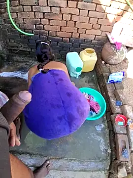 RAYI Queen 3 online show from November 2025 03:27:02 AM