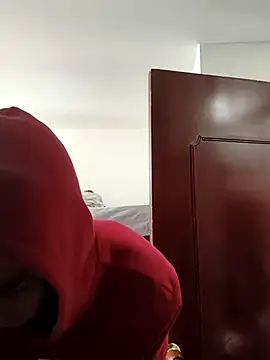 Exlifer online show from February 2026 06:24:02 PM