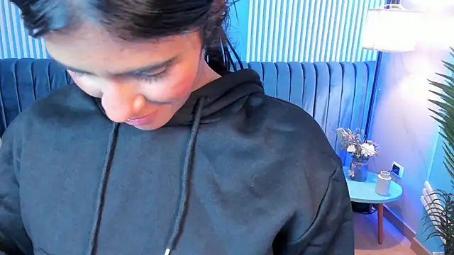 milavega  online show from April 2026 06:10:01 PM