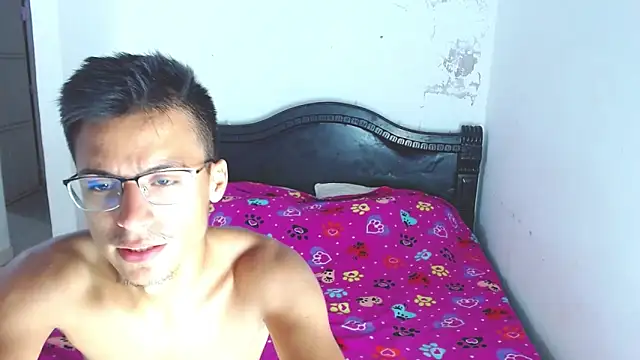 Jacobandluna online show from November 2025 12:54:02 AM