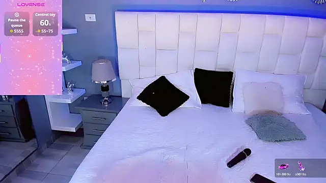 HottSalomee online show from October 2025 09:48:01 PM