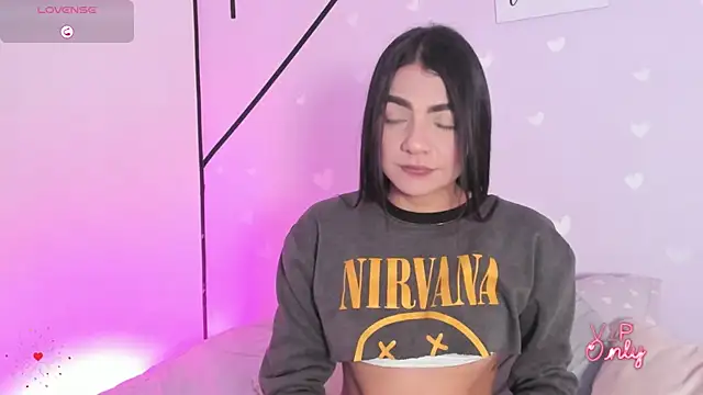 MiahCornell  online show from March 2026 09:33:01 PM