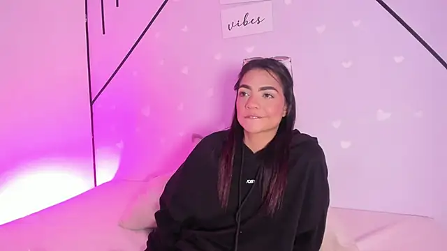 MiahCornell  online show from March 2026 08:23:02 PM