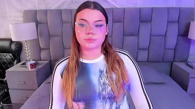 Maxxxine1 online show from March 2026 10:28:01 PM