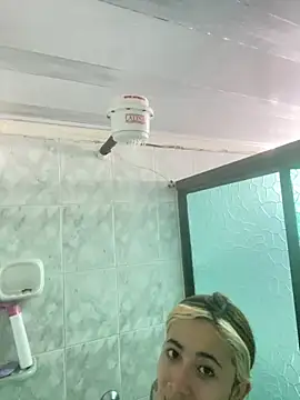 Sallem Pink online show from October 2025 12:02:01 PM