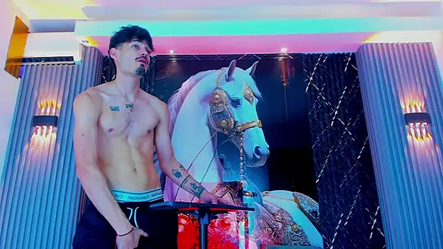 Snapshot of Dominic_Max_ chatting on September 2025 04:50:02 PM Dominic Max online show from September 2025 04:50:02 PM