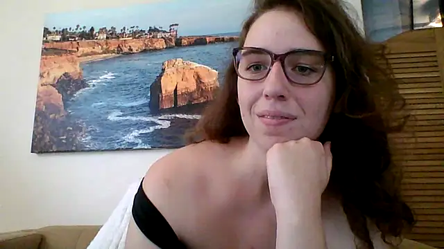 sweetsocalgirl online show from March 2026 10:54:01 PM