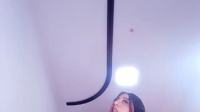 abbypratt online show from April 2026 07:58:01 PM