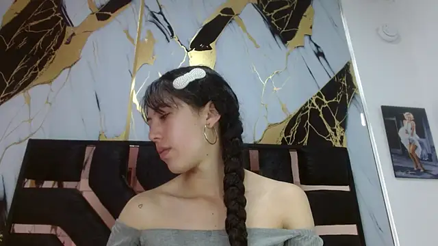 malejahotcs01 online show from September 2025 01:21:01 PM