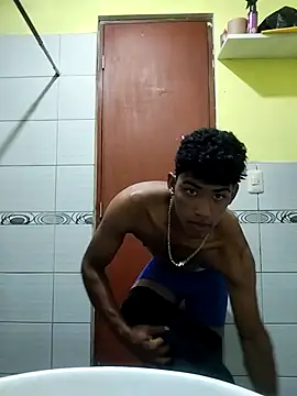 Snapshot of Lale-Adrian chatting on November 2025 11:48:01 PM Lale-Adrian online show from November 2025 11:48:01 PM