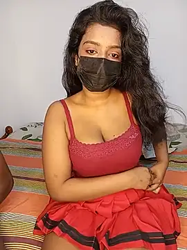 Snapshot of Darkchocosl8 chatting on July 2026 08:33:01 PM Darkchocosl8 online show from July 2026 08:33:01 PM