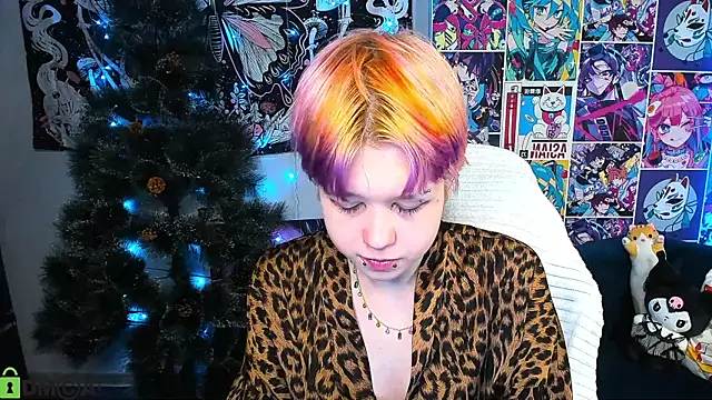 Snapshot of CarolineRichter chatting on January 2026 02:02:02 AM CarolineRichter online show from January 2026 02:02:02 AM