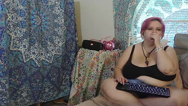 Snapshot of g0lden_are0las89 chatting on October 2025 03:34:01 PM g0lden are0las89 online show from October 2025 03:34:01 PM