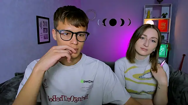 eva smiith  online show from September 2025 05:39:02 AM