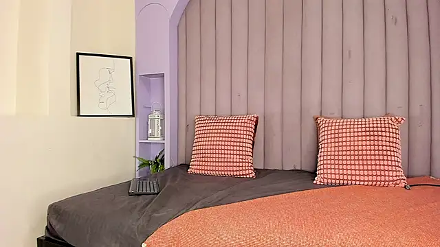 RiriiBrunette   online show from October 2025 07:58:02 PM