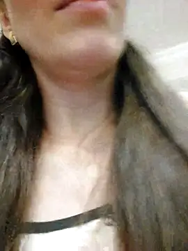 HellaryTourent online show from February 2026 04:36:02 PM