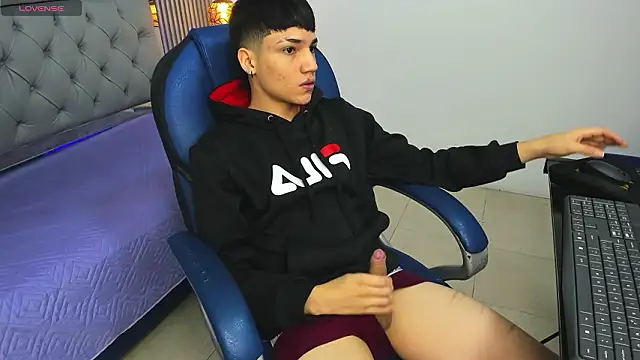 SamBlack  online show from February 2026 12:22:02 PM